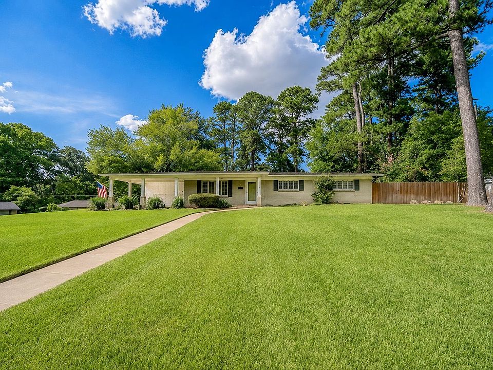 1st image of 1003 Gardenia Ln