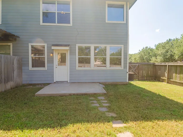6303 Veranda Green Trl — Photo 26