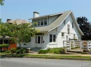 605 Norway Pl, Fountain Hill, PA 18015