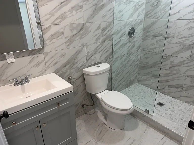 8640 Baring Cross St — Photo 10