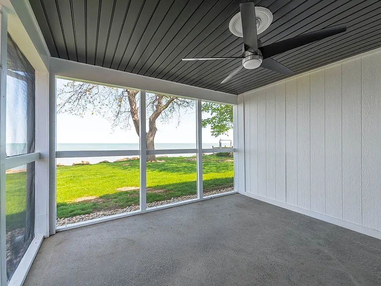 3844 Edgewater Blvd — Photo 23