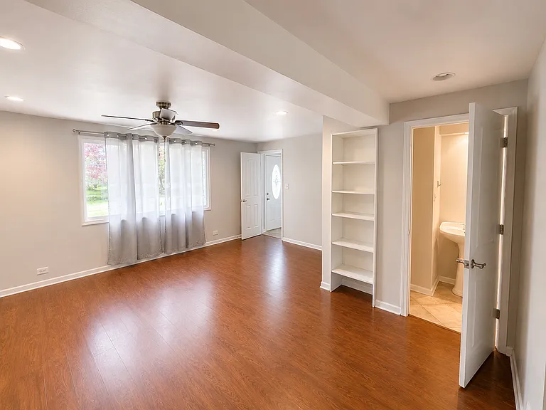 359 Ruth Cir — Photo 11