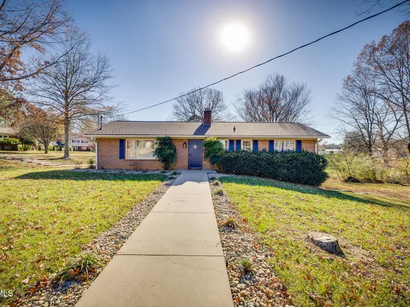 102 Wayfair Dr, Greeneville, TN 37743