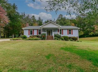 1145 Valley Dr, Graham, NC 27253