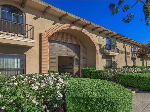 Barcelona Apartment Homes