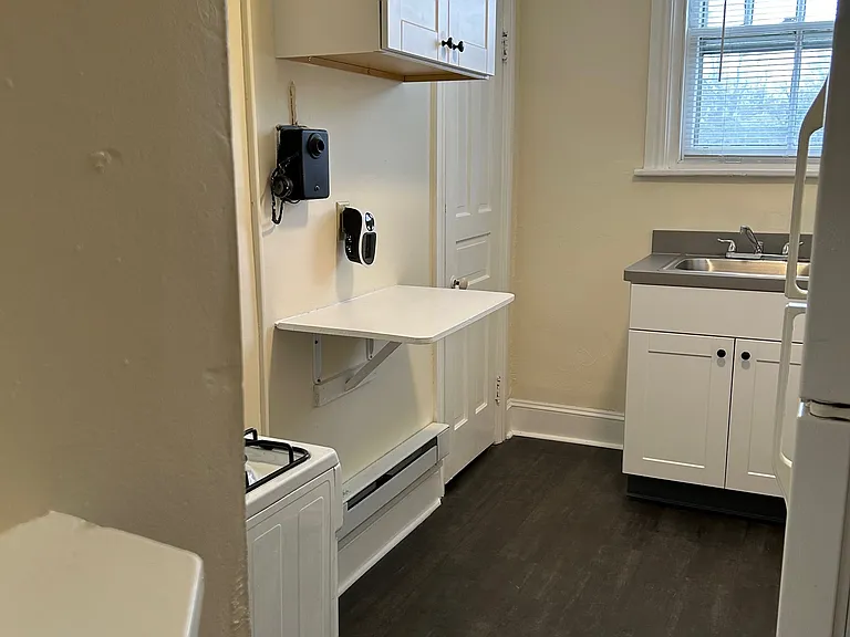 30 E Market St #7 — Photo 5