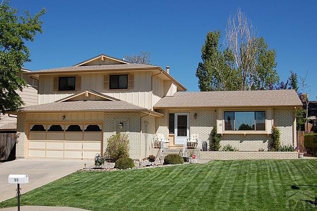 1st image of 10 Yarrow Ct