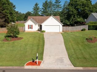 6325 Stephens Way, Cumming, GA 30041