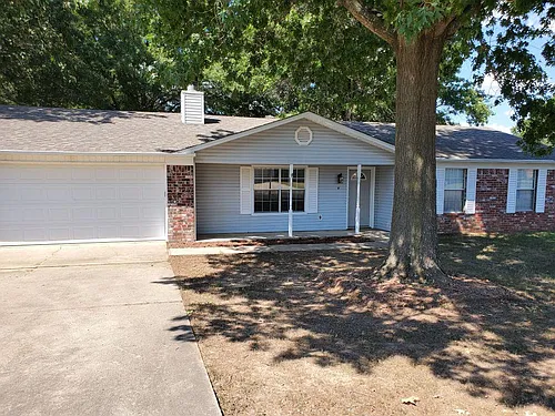 18 Amy St Photo 1