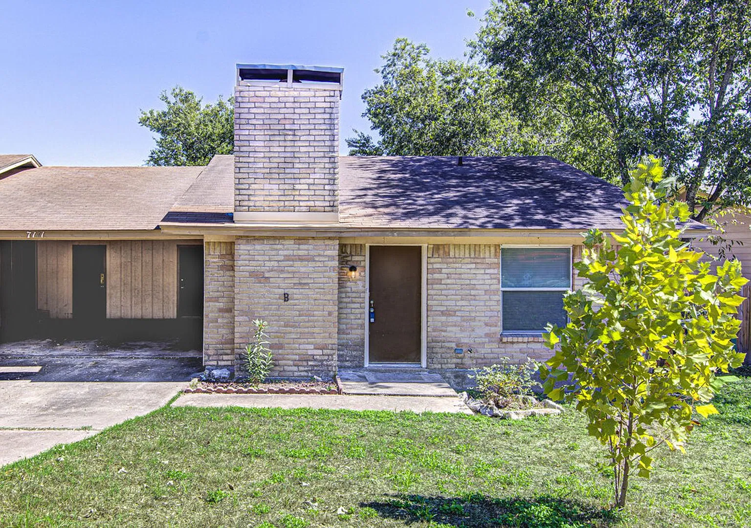 7111 Dan Jean Dr — Photo 2