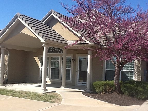 front porch/patio