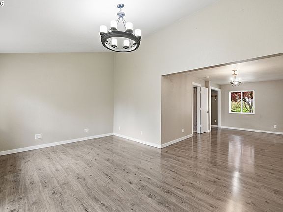 4th image of 845 25th Pl