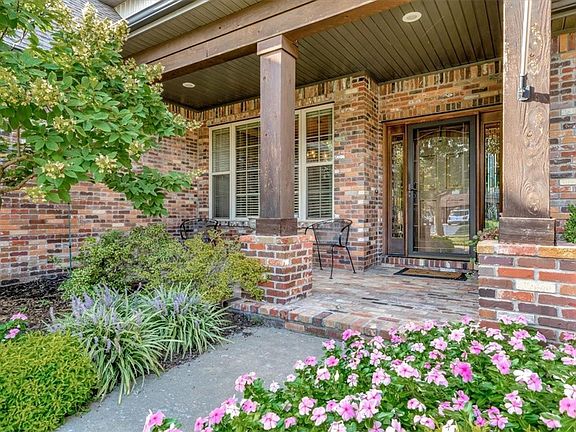 3rd image of 4312 W Coneflower Pl