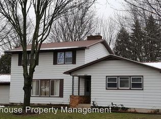 4218 Curwood Ave SE, Grand Rapids, MI 49508