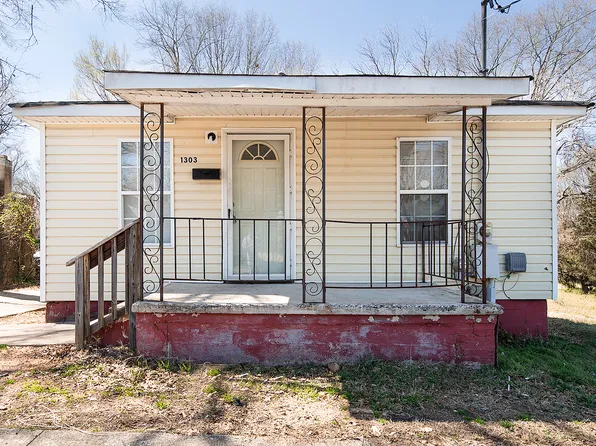 906 N Oakland St #906, Gastonia, NC 28054