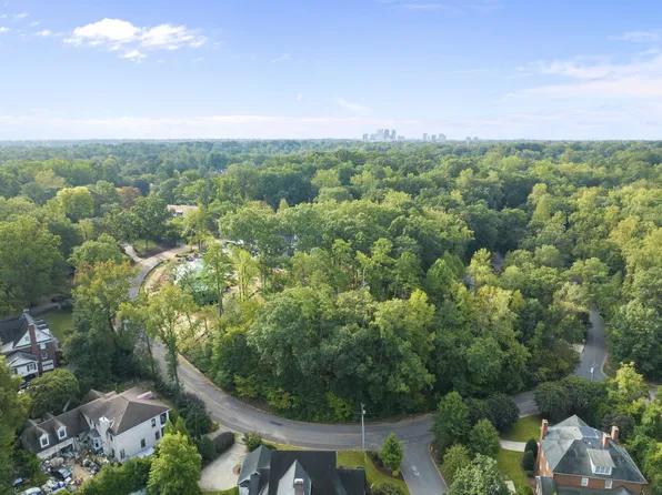2949 White Oak Rd #1, Raleigh, NC 27609