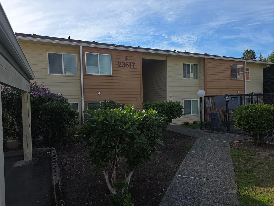 23617 112th Ave SE #F202