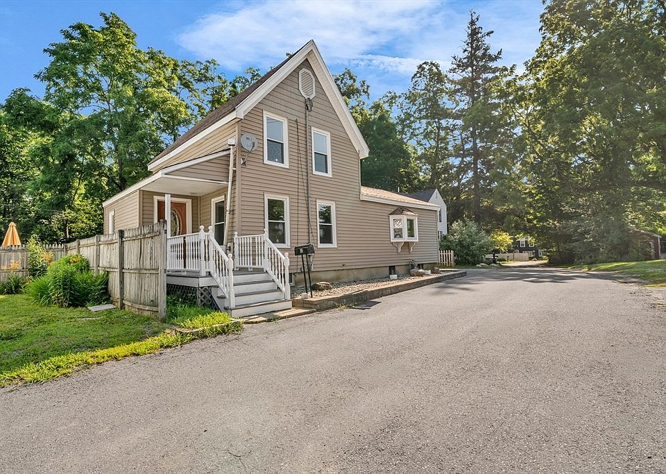 1st image of 2 California Ln
