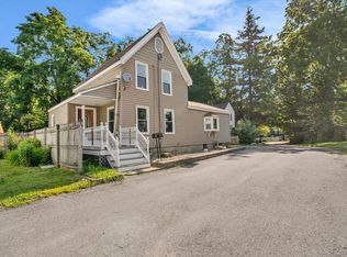 2 California Ln, Amesbury, MA 01913