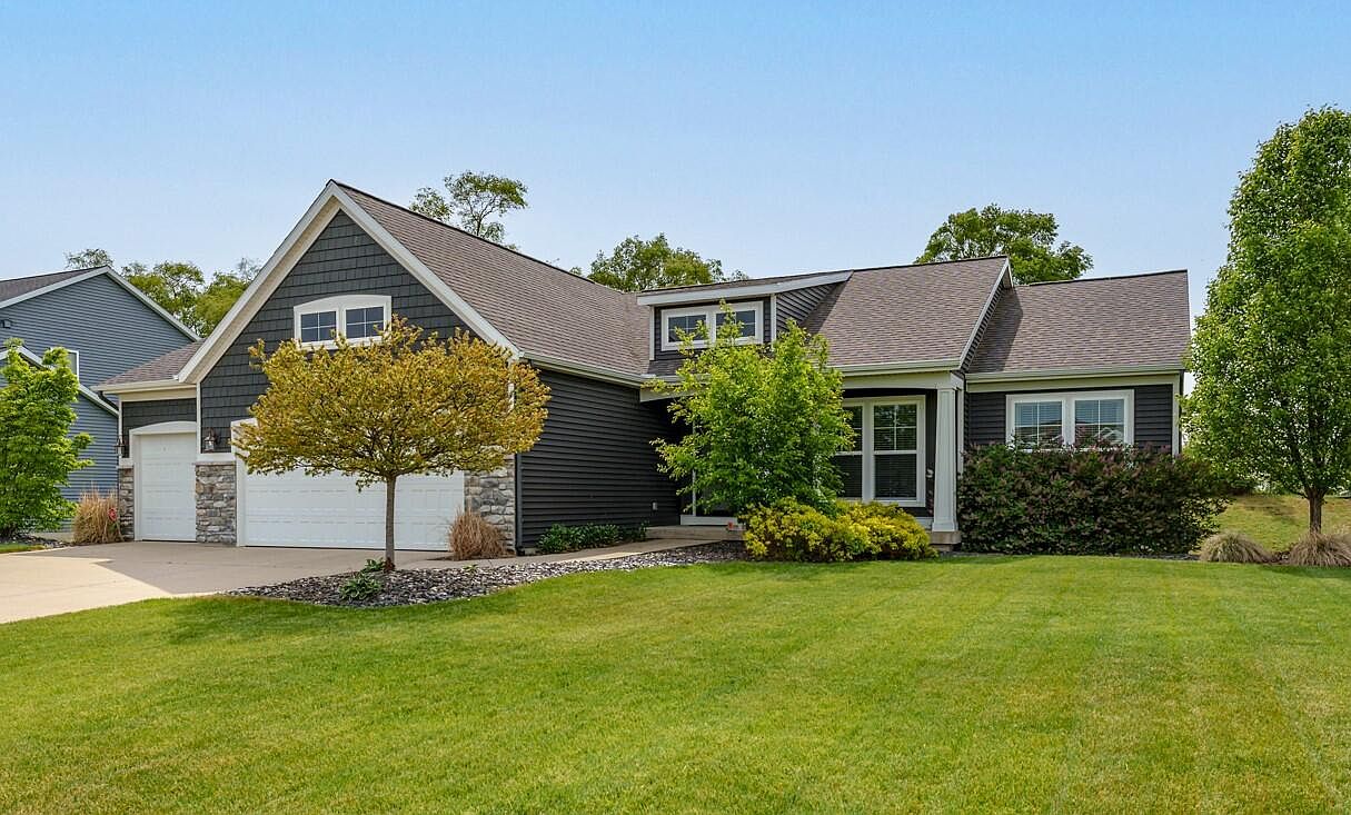 5657 Cory Dr, Hudsonville, MI 49426 Zillow