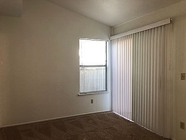 2nd image of 630 Springfield Cir