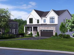 16 Sequoia Circle, Manhasset, NY 11030