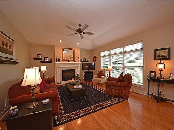 4th image of 6018 Mint Hill Dr