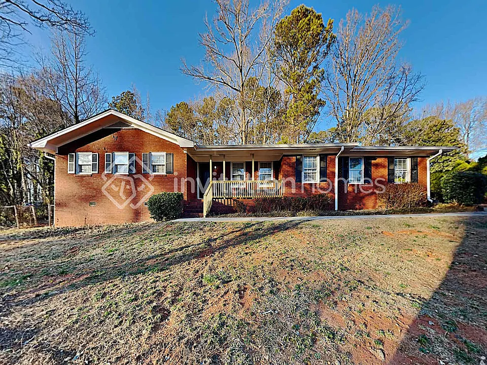 3664 Scarlet Dr