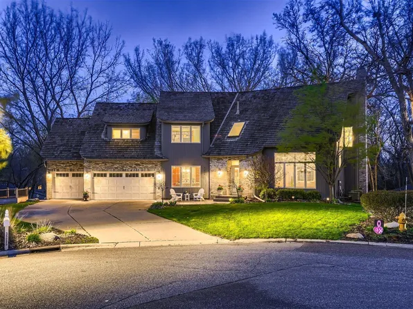 3255 Rosewood Ln N, Plymouth, MN 55441