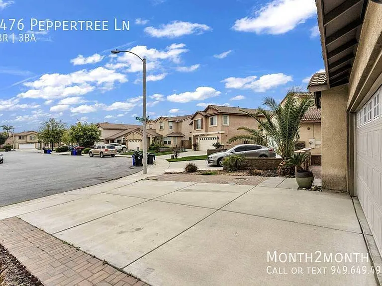 7476 Peppertree Ln — Photo 49