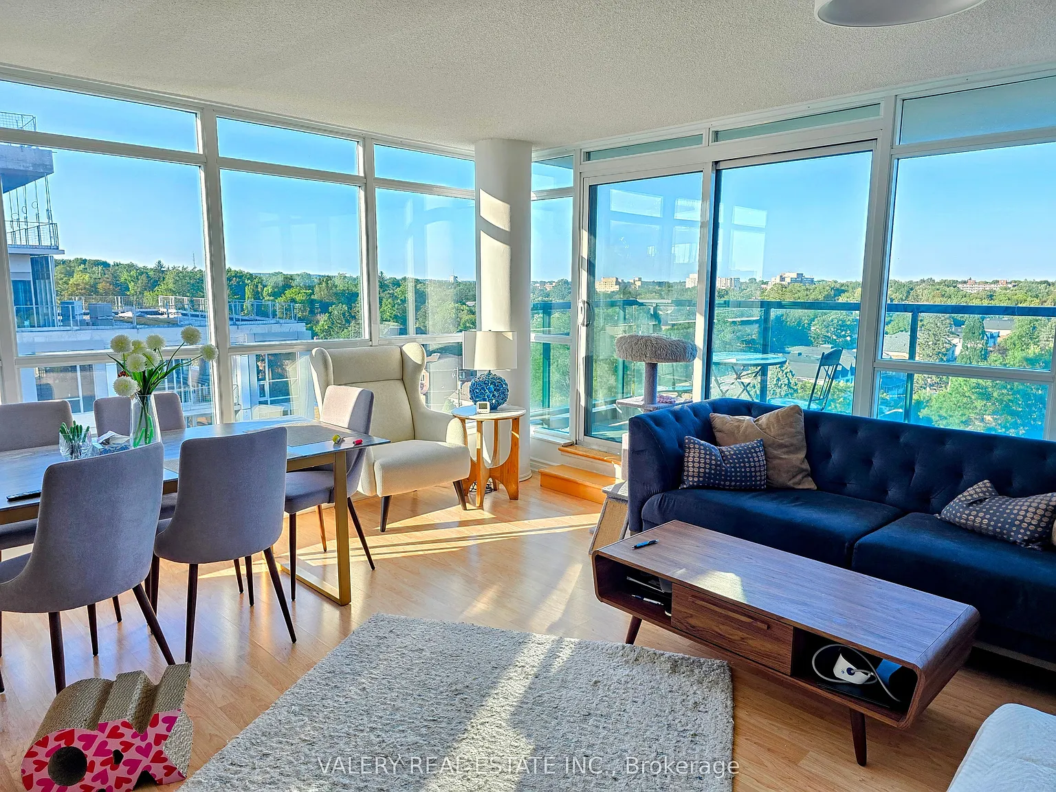 2 bed, $3,000 — Photo 1