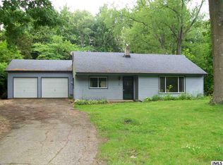 1780 Crouch Rd, Jackson, MI 49201