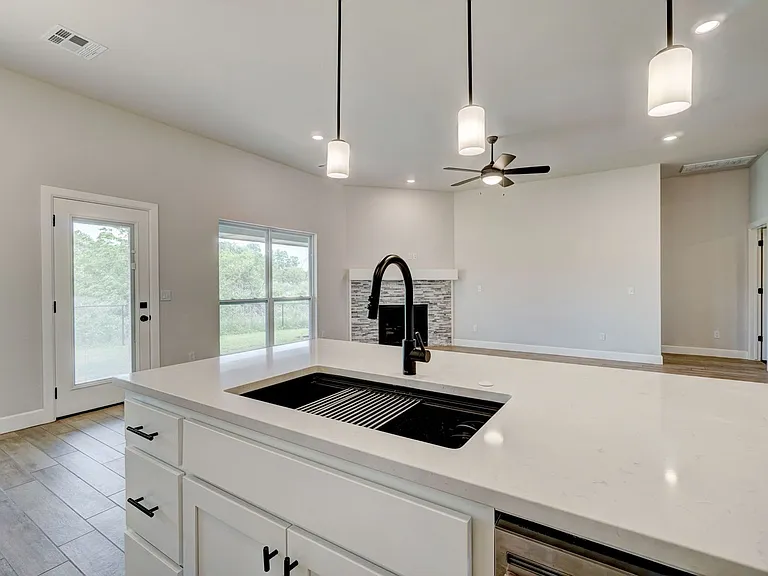 19804 Canning Ct — Photo 14