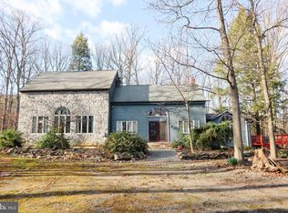 457 Meadows Rd, Newville, PA 17241