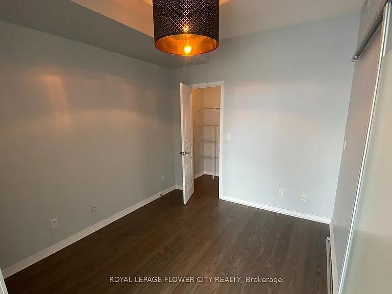 352 Front St W #1913 — Photo 8