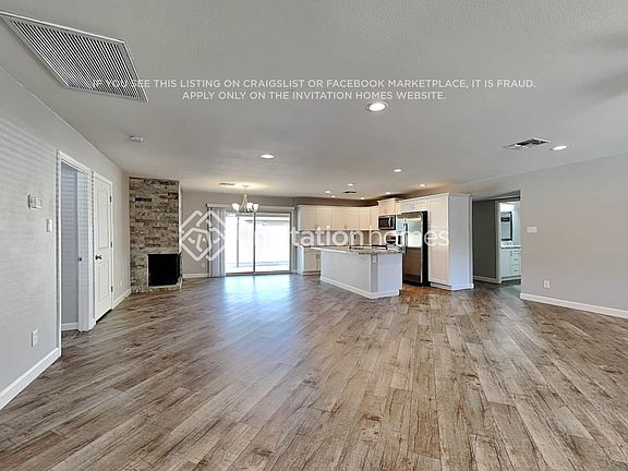3rd image of 6827 S Willow Dr