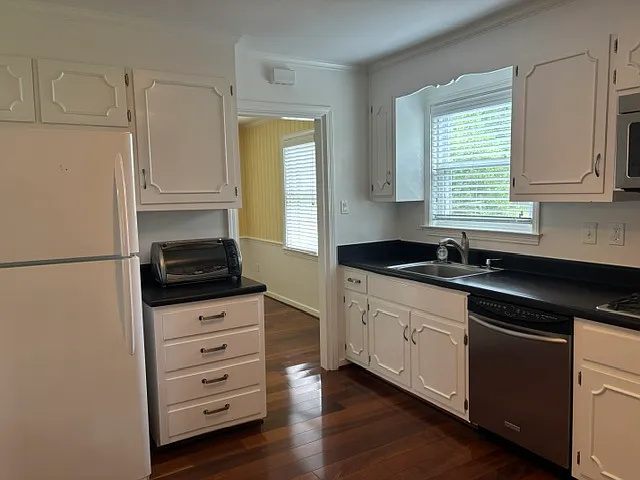 11303 Wimberly Dr — Photo 7