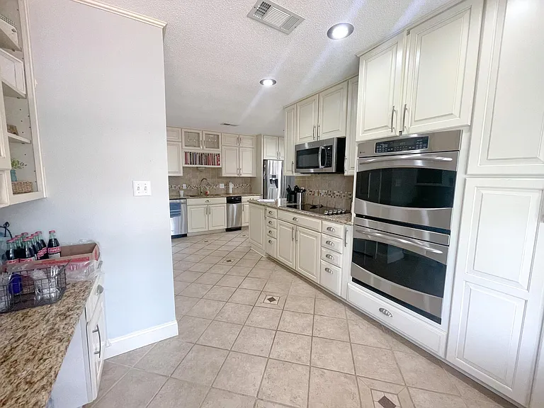 406 Rena Rd — Photo 17
