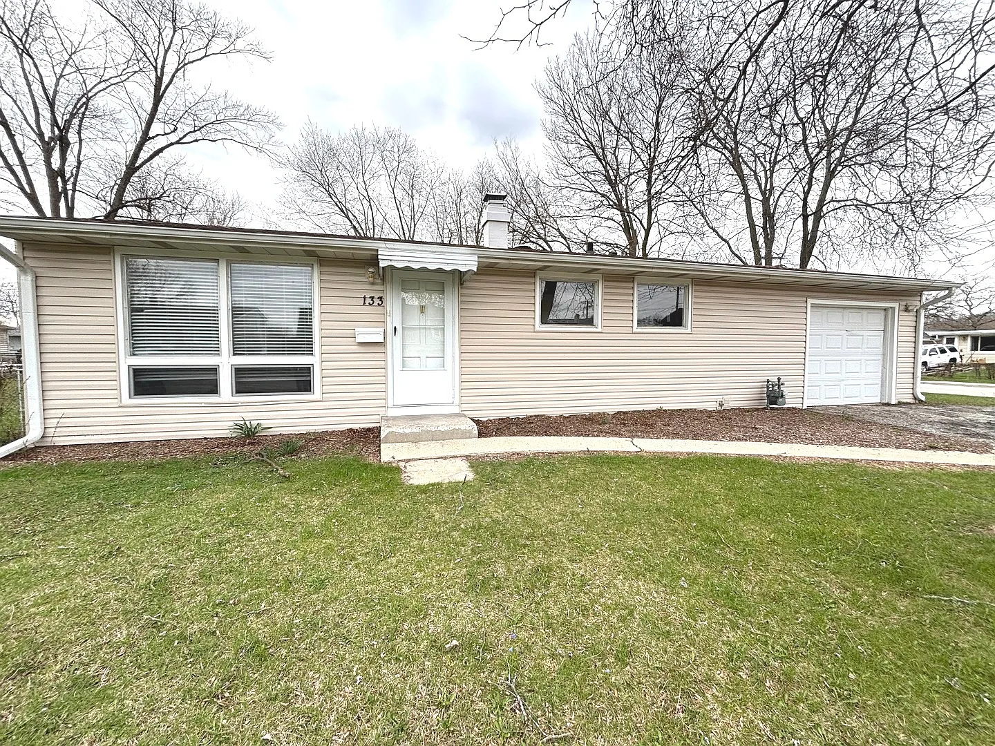133 Golf View Ln photo 1