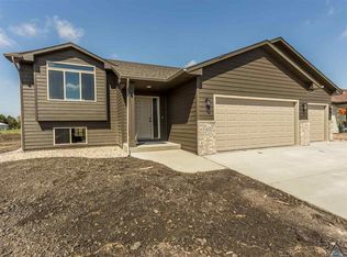 5405 S Culbert Ave, Sioux Falls, SD 57106