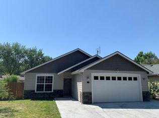 732 Roff Ln, Walla Walla, WA 99362