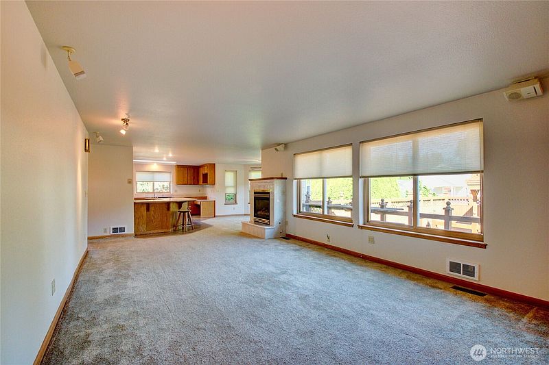 4th image of 317 McCormick Lane