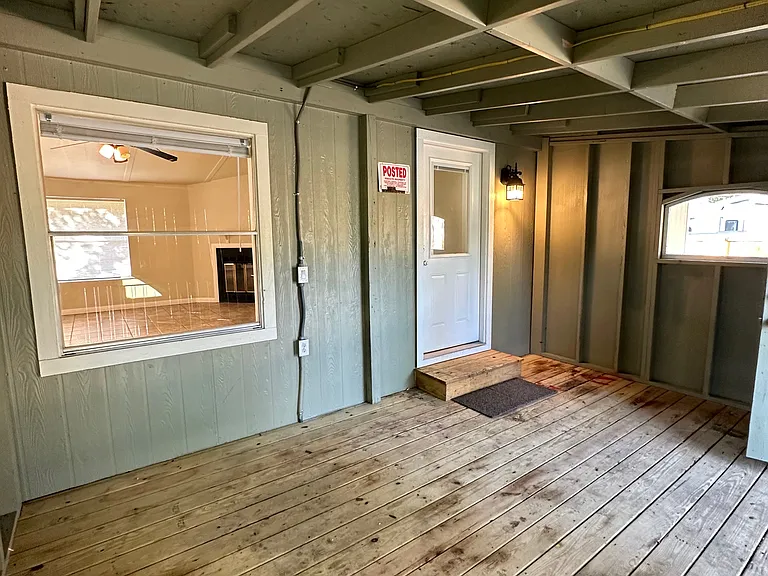 1102 Bluebonnet Dr — Photo 13