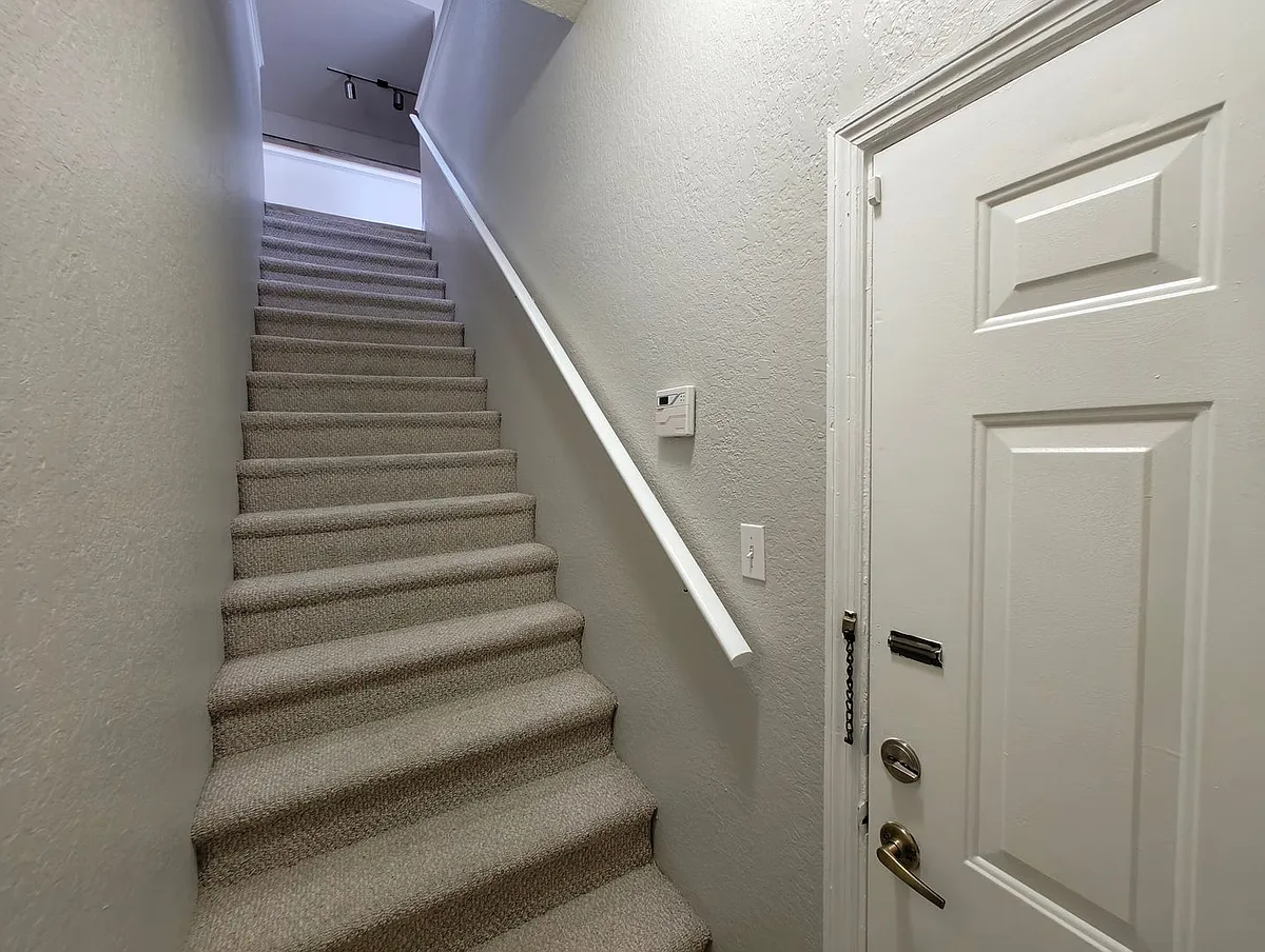 Building Photo - 826 Grand Regency Point #202