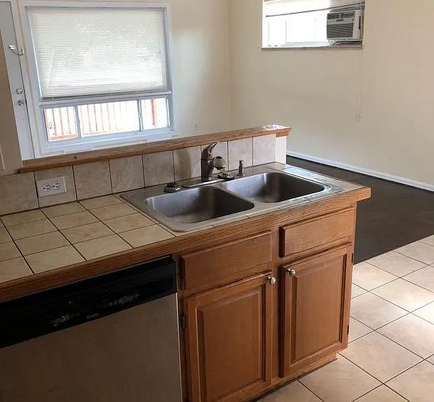 9731 W 57th Pl — Photo 6