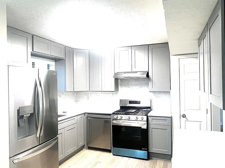 3320 Timbercreek Dr — Photo 6