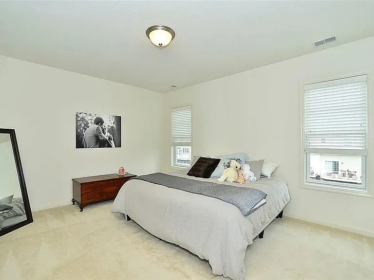 202 Venango Trl — Photo 25