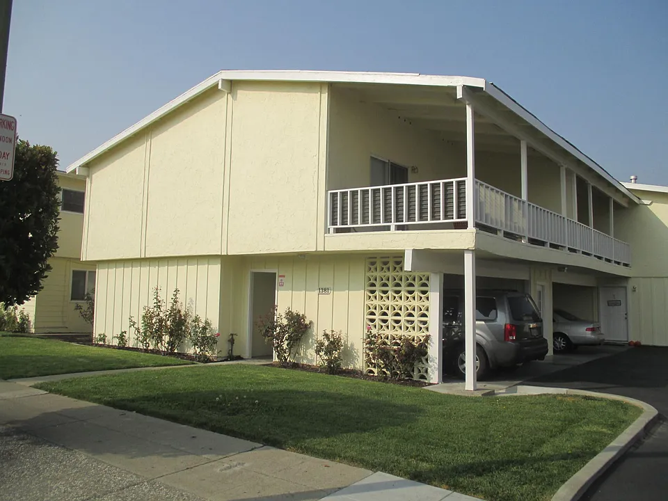 Exterior of 1381 Stanwood Drive