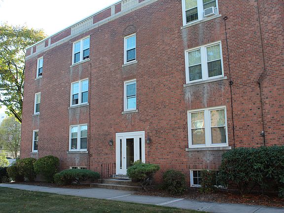 2nd image of 888 Farmington Ave #D