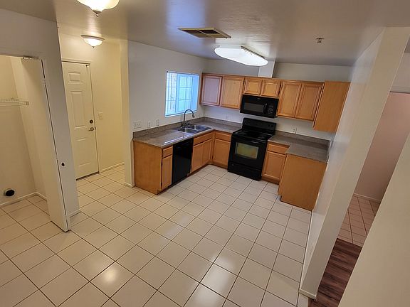 5th image of 600-26 Hosking Ave